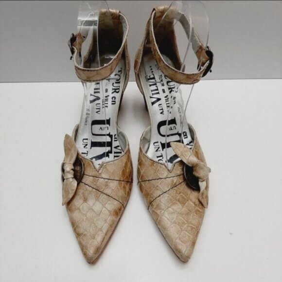 UN TOUR EN VILLE Snake Pattern Beige Pointy Toe Heels Leather Shoes Sz 7.5 - 8 - Picture 5 of 16